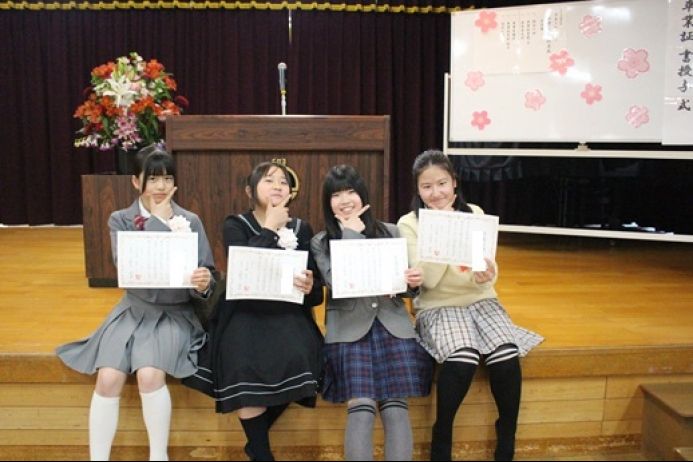 <?php if(isset(トムソーヤ卒業式)){ echo トムソーヤ卒業式;} ?>